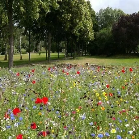 In The Countryside, Quiet, Private Garden Holiday home *